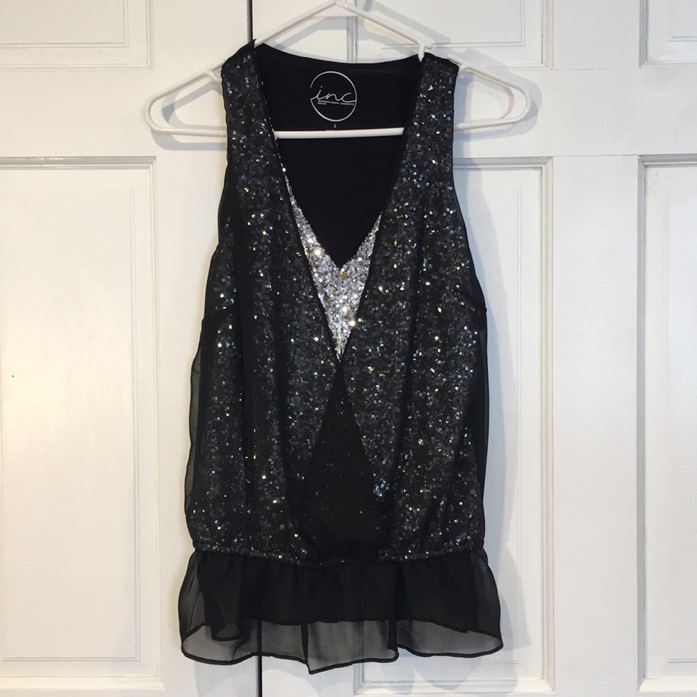 INC sequenced top